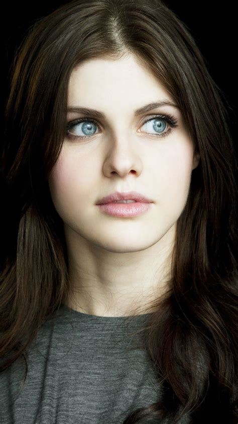 alexandra daddario eyes.